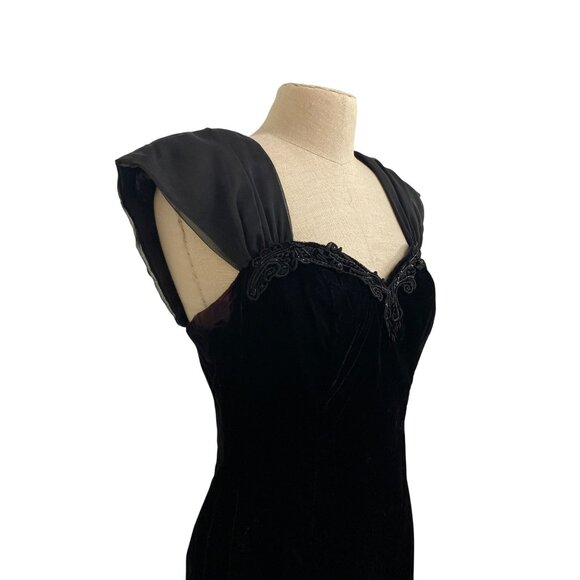 Vintage Steppin Out Black Velvet Evening Dress With Sheer Cap Sleeves and Beaded - Picture 3 of 13
